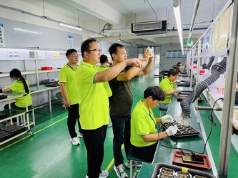 Shenzhen VIIP Electronics Co., Ltd. ligne de production du fabricant
