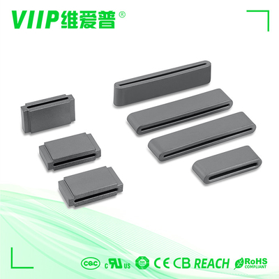 Collier de câble plat noir de noyau de ferrite F9 sur la portée de Rohs de filtre d'IFR